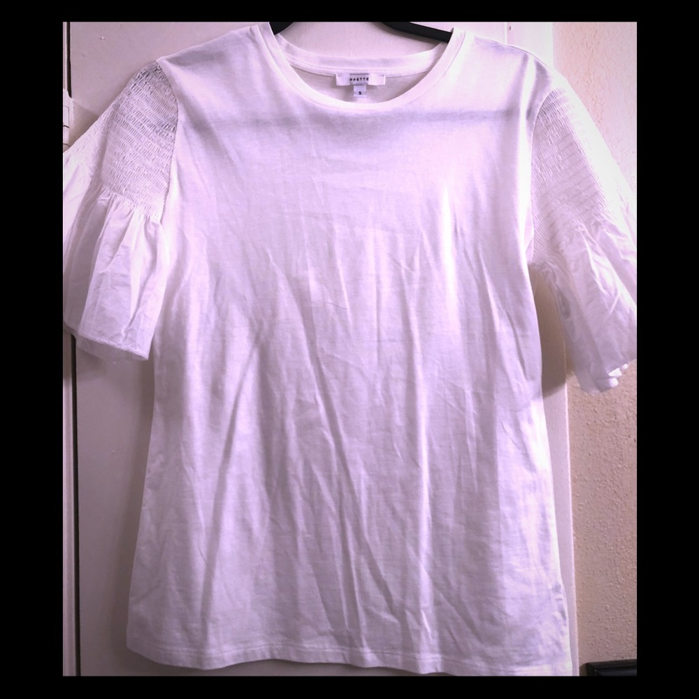 NWOT white ruffled sleeve shirt